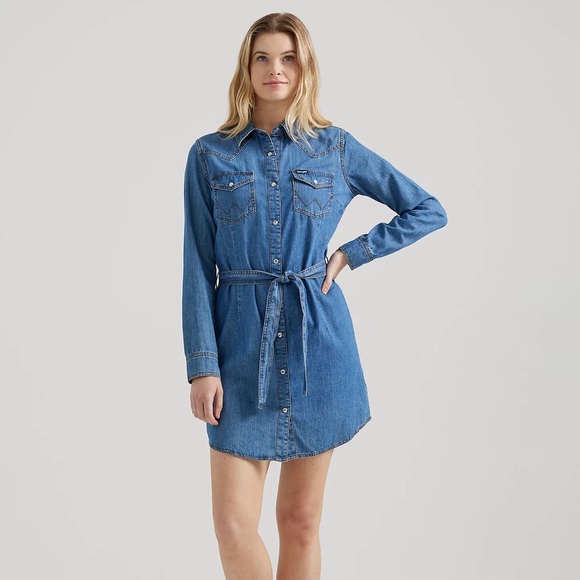 Wrangler Dresses & Skirts - WOMEN'S LONG SLEEVE WESTERN SNAP DENIM DRESS